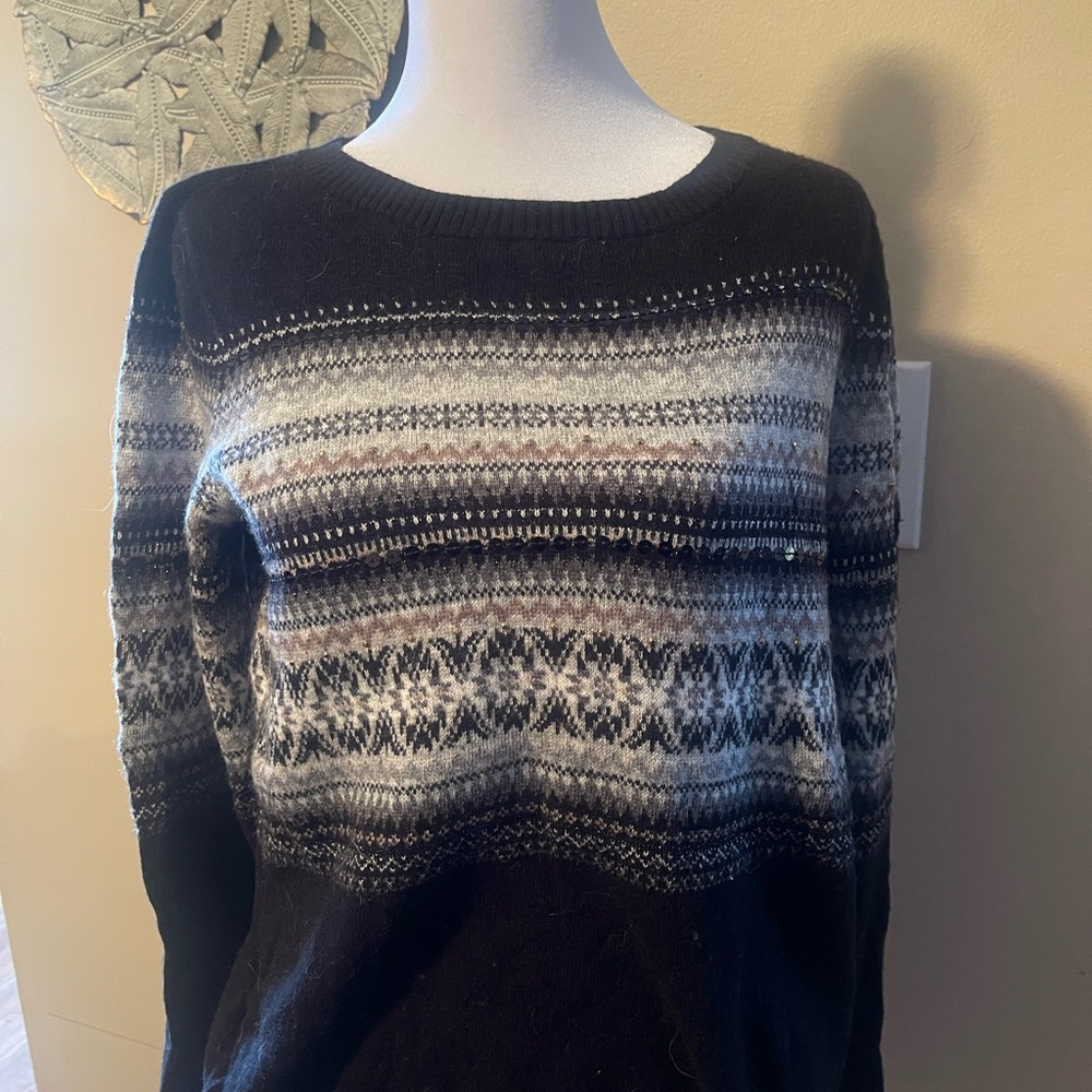 ⭐️EUC! LOFT Women's soft black and silver Patterned Sweater size M